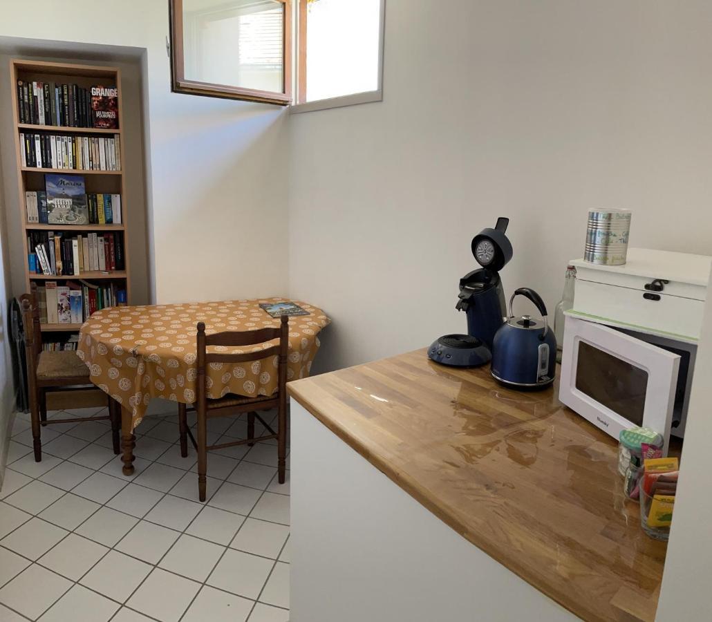 Chambres A La Campagne Moirans Exterior photo